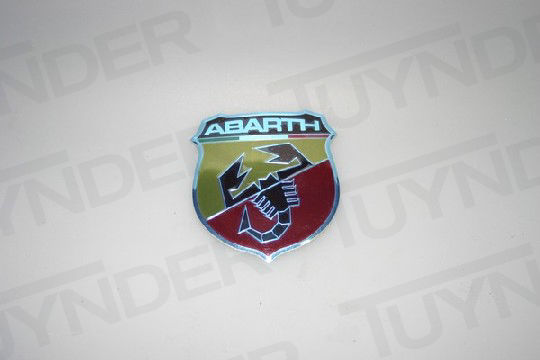② Abarth embleem logo achterzijde Fiat 500/ Abarth 500